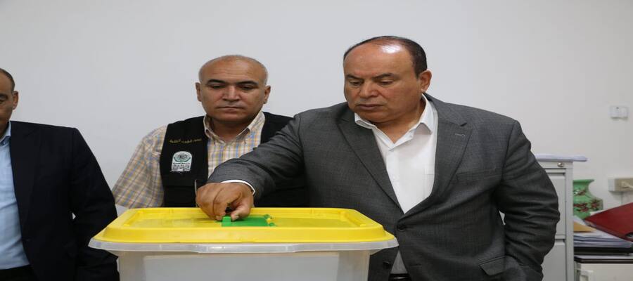 الخلايلة يتفقد استعدادات انتخابات مجلس الطلبة في جامعة جرش 